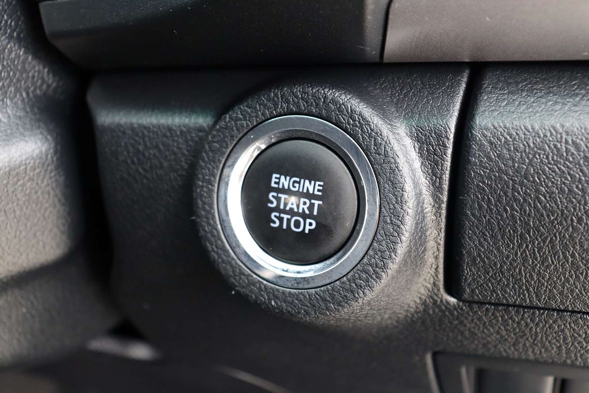 2022 Toyota Hilux SR5 GUN126R 4X4
