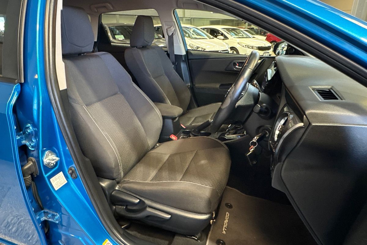2015 Toyota Corolla Ascent Sport ZRE182R