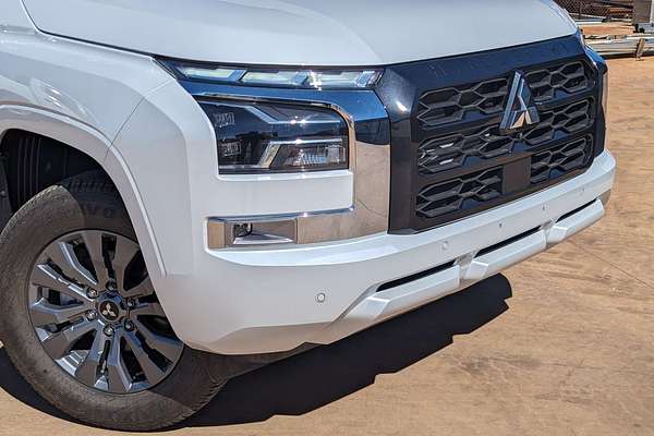 2025 Mitsubishi Triton GLS MV 4X4