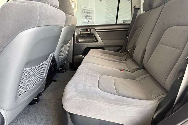 2016 Toyota Landcruiser GXL VDJ200R