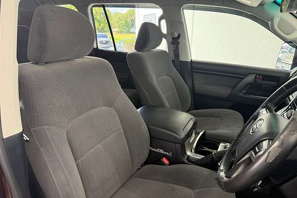 2016 Toyota Landcruiser GXL VDJ200R