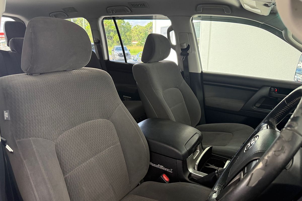 2016 Toyota Landcruiser GXL VDJ200R