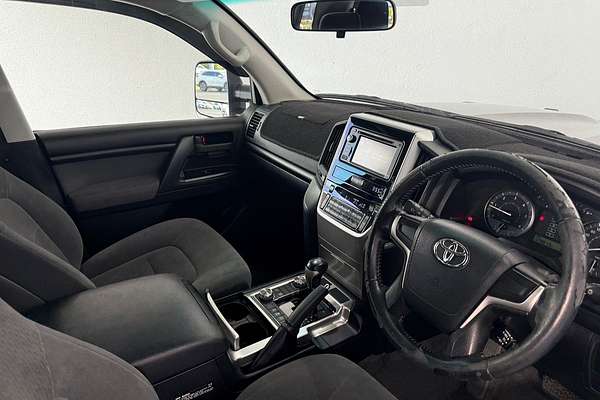 2016 Toyota Landcruiser GXL VDJ200R