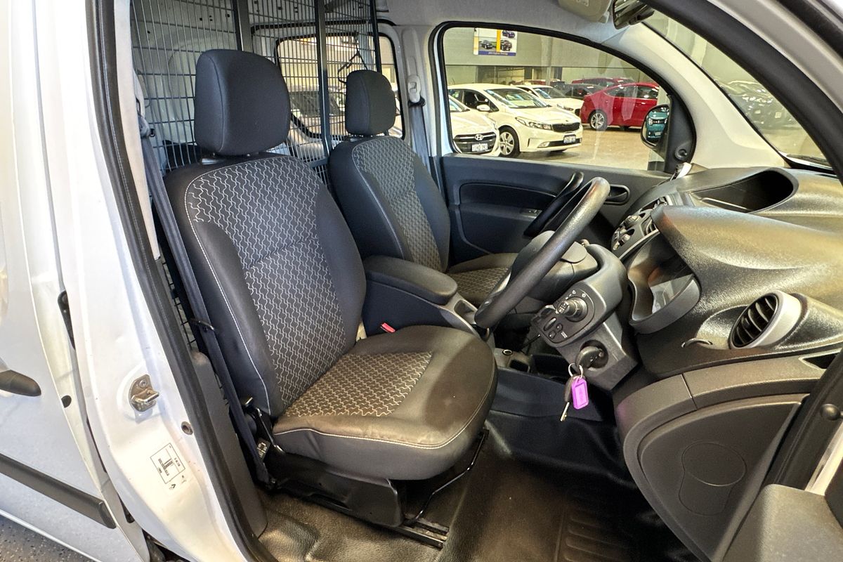 2013 Renault Kangoo F61