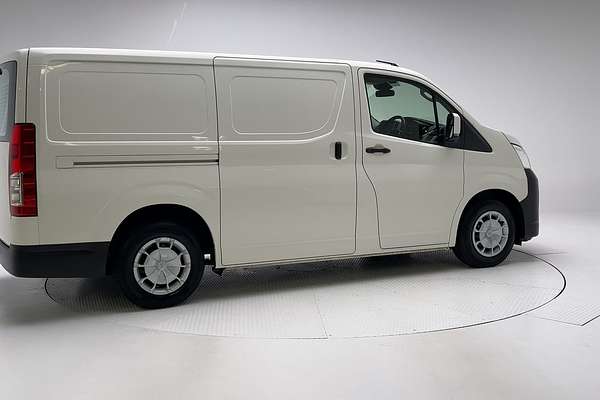2021 Toyota Hiace GDH300R LWB