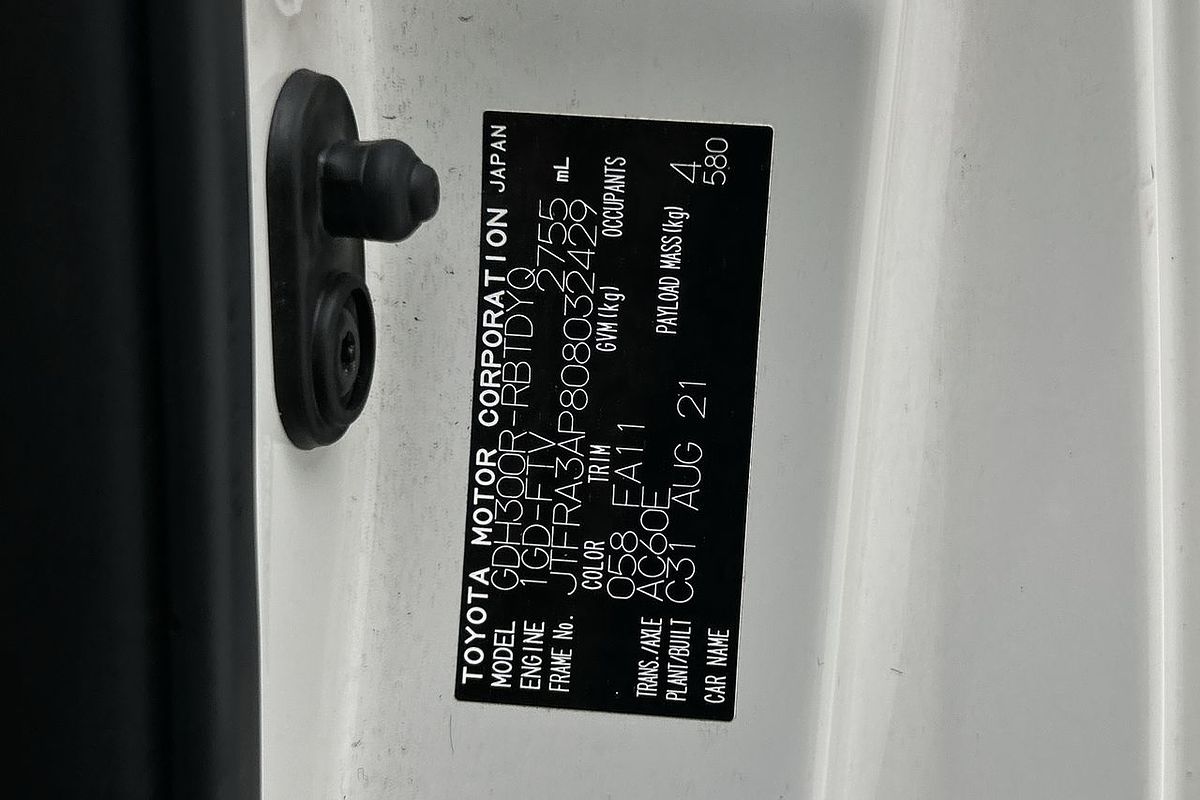 2021 Toyota Hiace GDH300R LWB