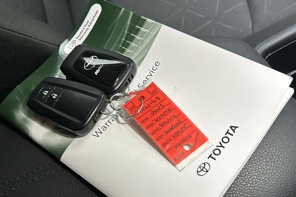 2023 Toyota RAV4 GXL AXAH52R