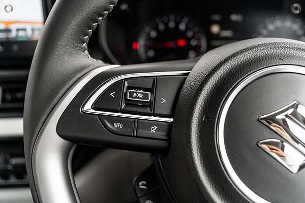 2025 Suzuki Swift Hybrid Plus UZ