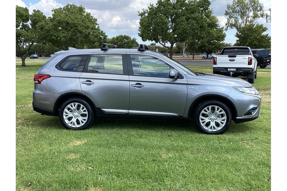 2021 Mitsubishi Outlander ES ZL