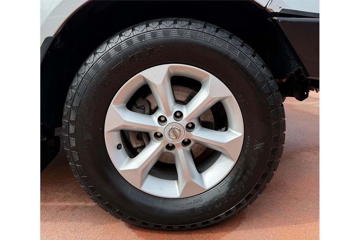 2013 Nissan NAVARA ST (4x4) D40 MY12