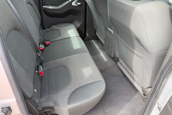 2013 Nissan NAVARA ST (4x4) D40 MY12