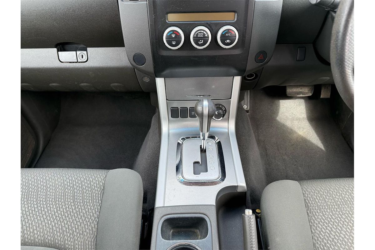 2013 Nissan NAVARA ST (4x4) D40 MY12