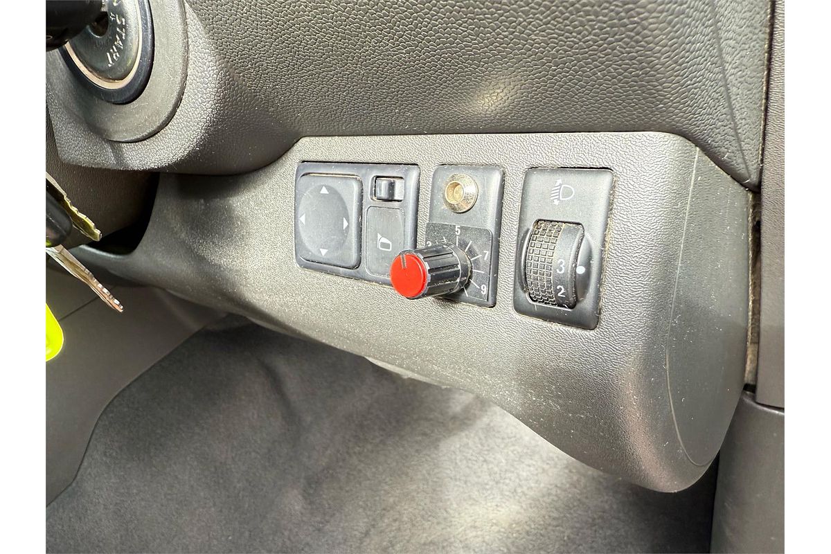 2013 Nissan NAVARA ST (4x4) D40 MY12
