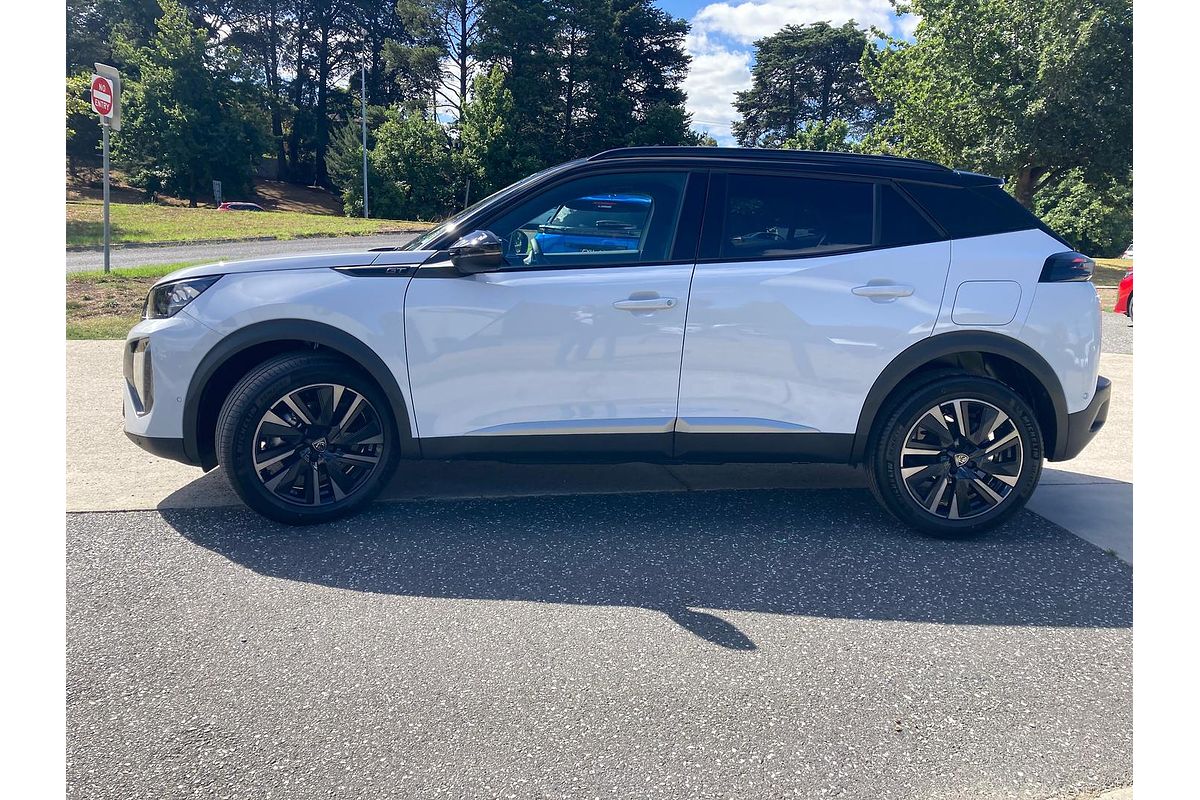 2025 Peugeot 2008 GT Hybrid P24
