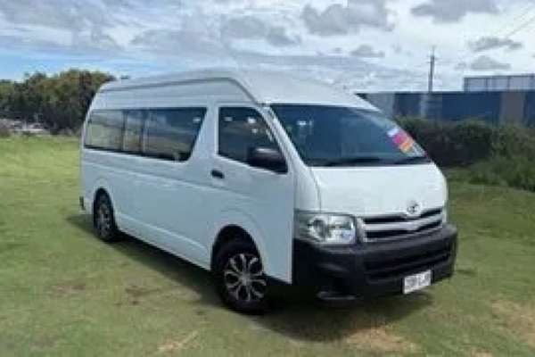 2011 Toyota HiAce Commuter TRH223R MY11 Upgrade