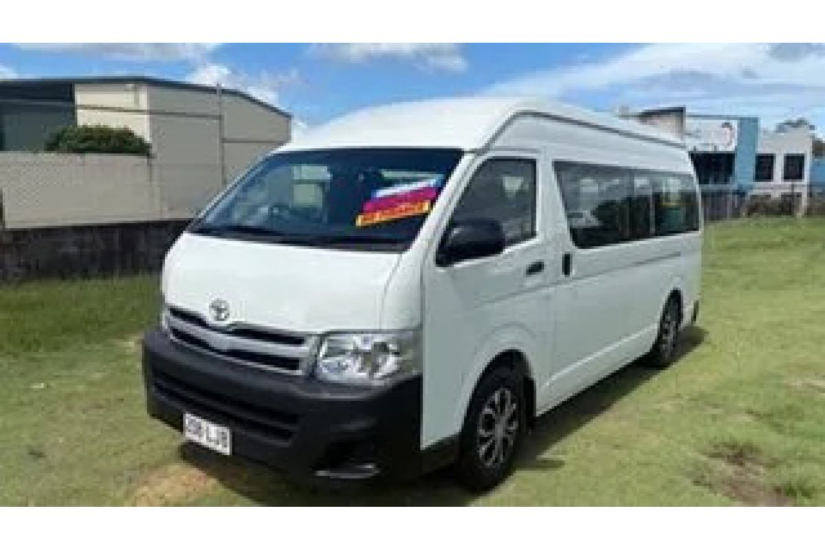 2011 Toyota HiAce Commuter TRH223R MY11 Upgrade