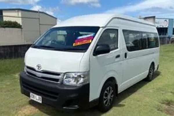 2011 Toyota HiAce Commuter TRH223R MY11 Upgrade