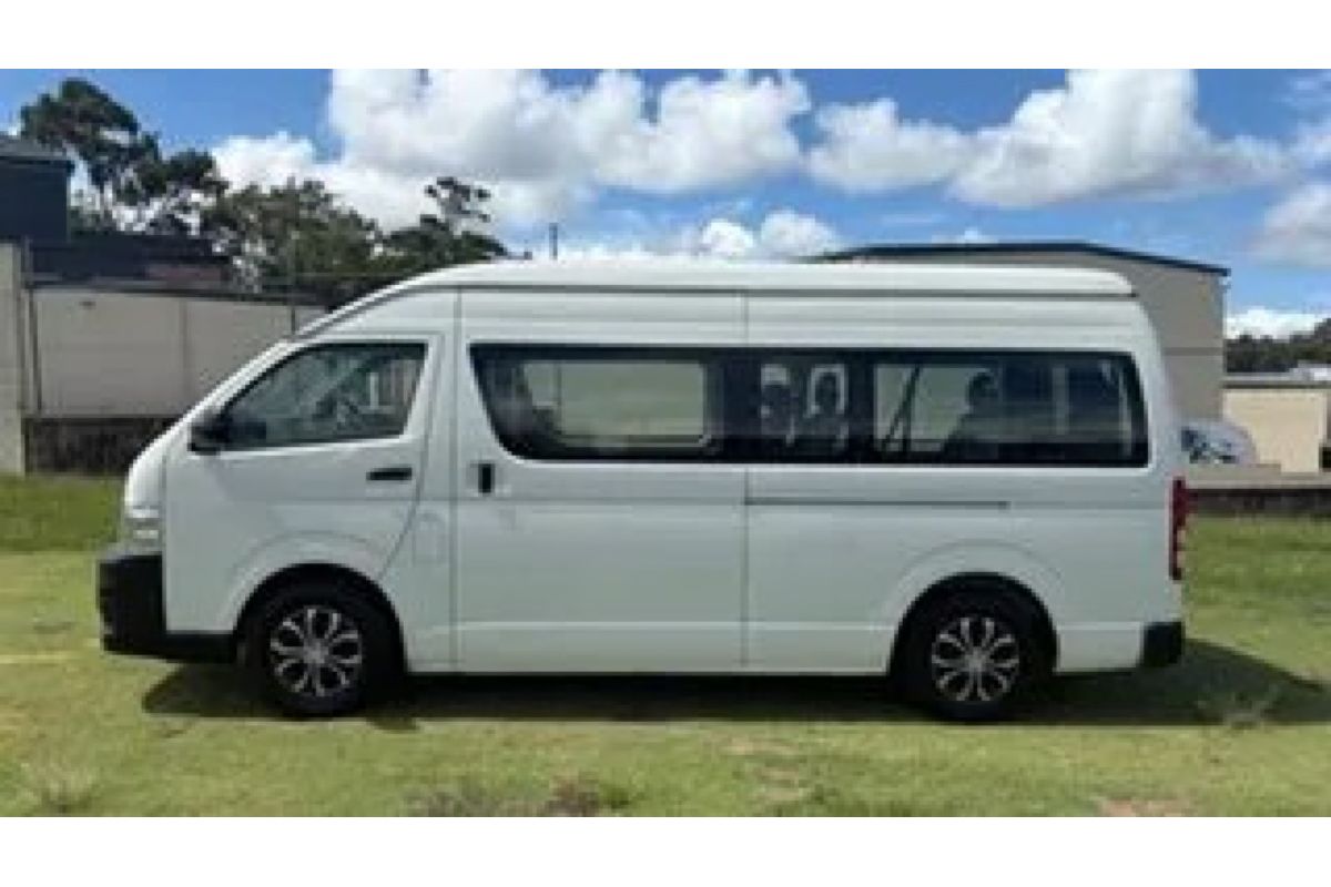 2011 Toyota HiAce Commuter TRH223R MY11 Upgrade