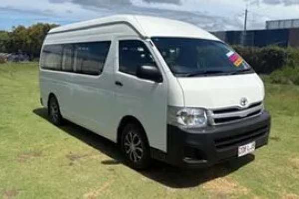 2011 Toyota HiAce Commuter TRH223R MY11 Upgrade