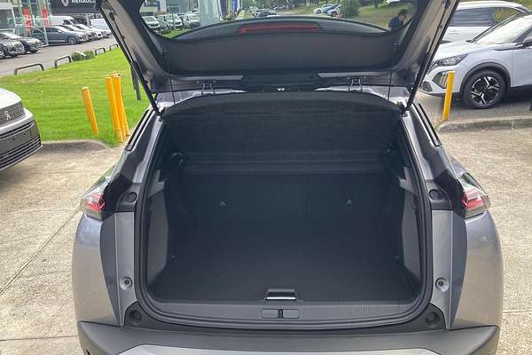 2025 Peugeot 2008 GT Hybrid P24