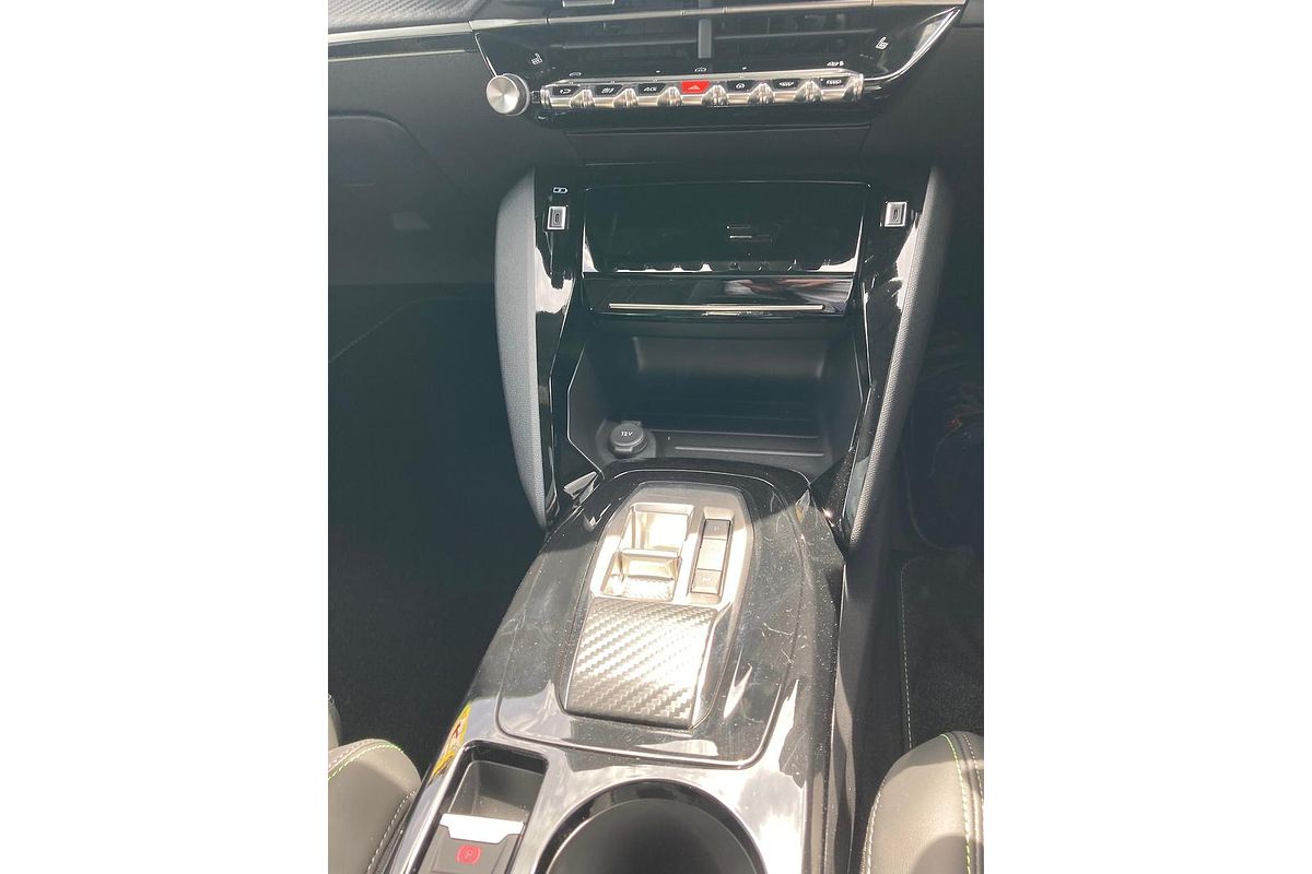 2025 Peugeot 2008 GT Hybrid P24
