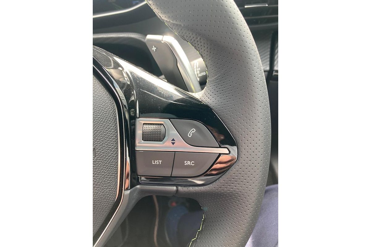 2025 Peugeot 2008 GT Hybrid P24