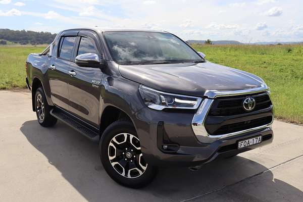 2022 Toyota Hilux SR5 GUN126R 4X4