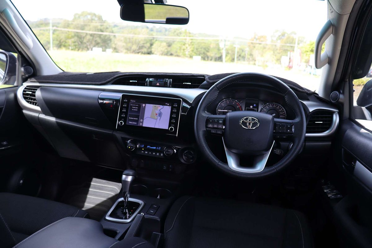 2022 Toyota Hilux SR5 GUN126R 4X4