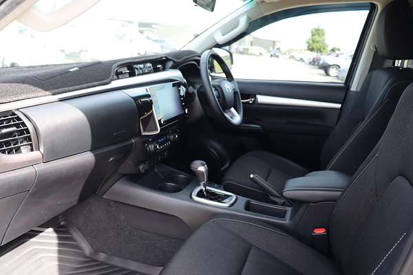 2022 Toyota Hilux SR5 GUN126R 4X4