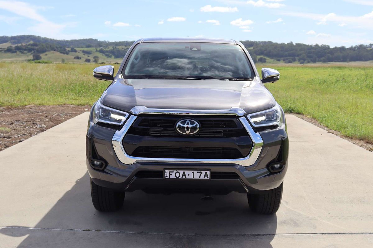 2022 Toyota Hilux SR5 GUN126R 4X4