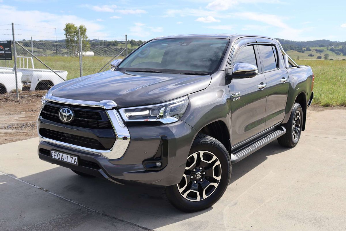 2022 Toyota Hilux SR5 GUN126R 4X4