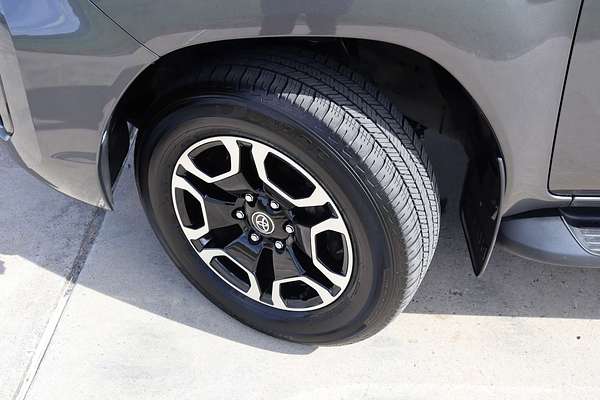 2022 Toyota Hilux SR5 GUN126R 4X4