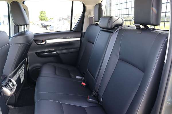 2023 Toyota Hilux SR5 GUN126R 4X4
