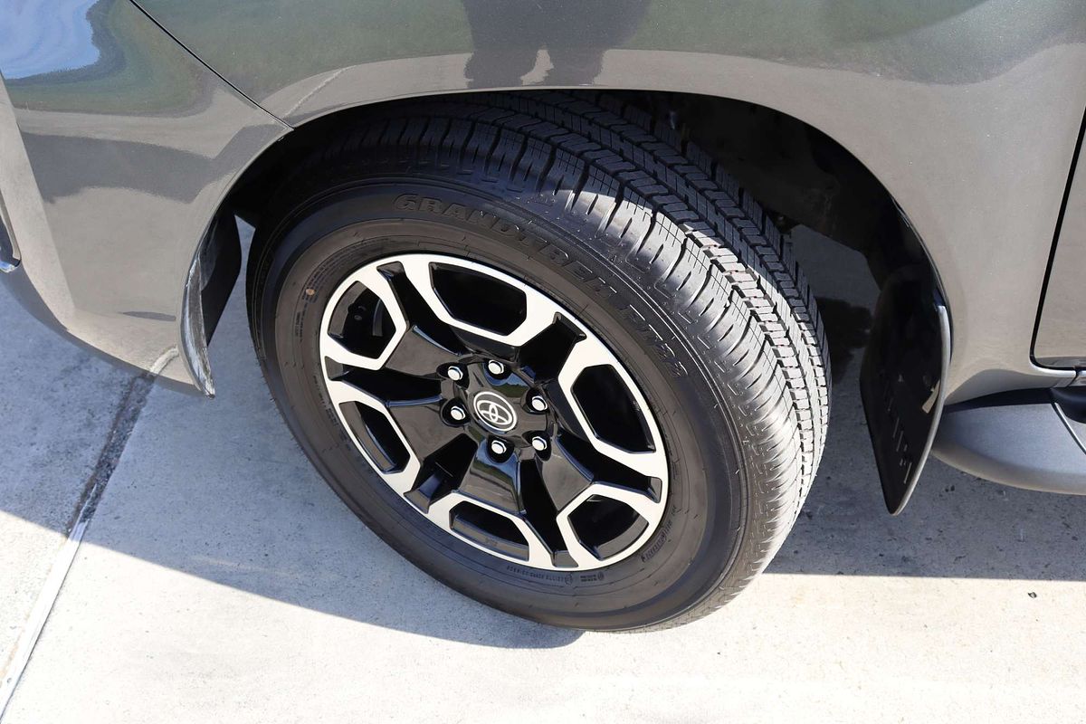2023 Toyota Hilux SR5 GUN126R 4X4