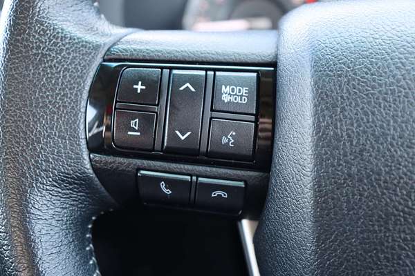 2023 Toyota Hilux SR5 GUN126R 4X4