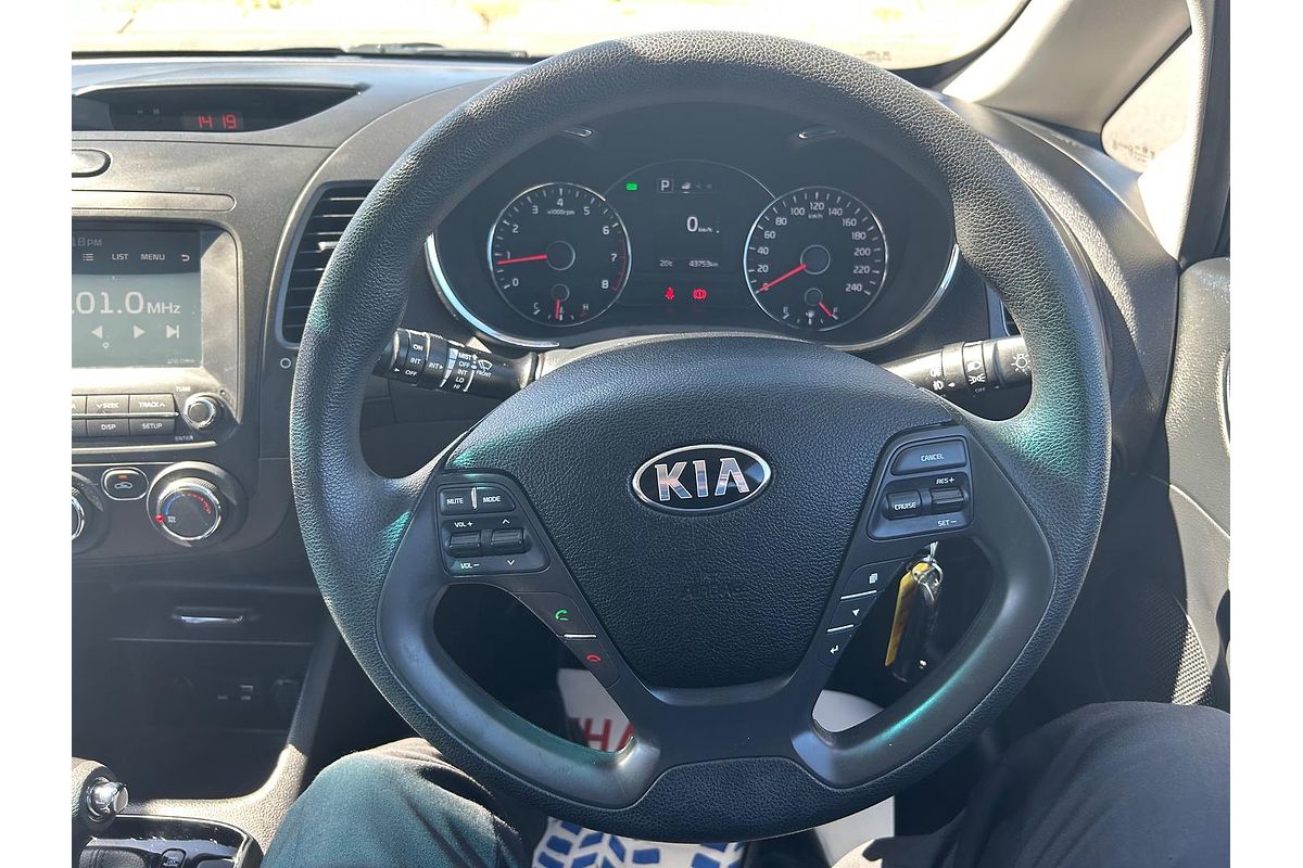 2017 Kia Cerato S YD
