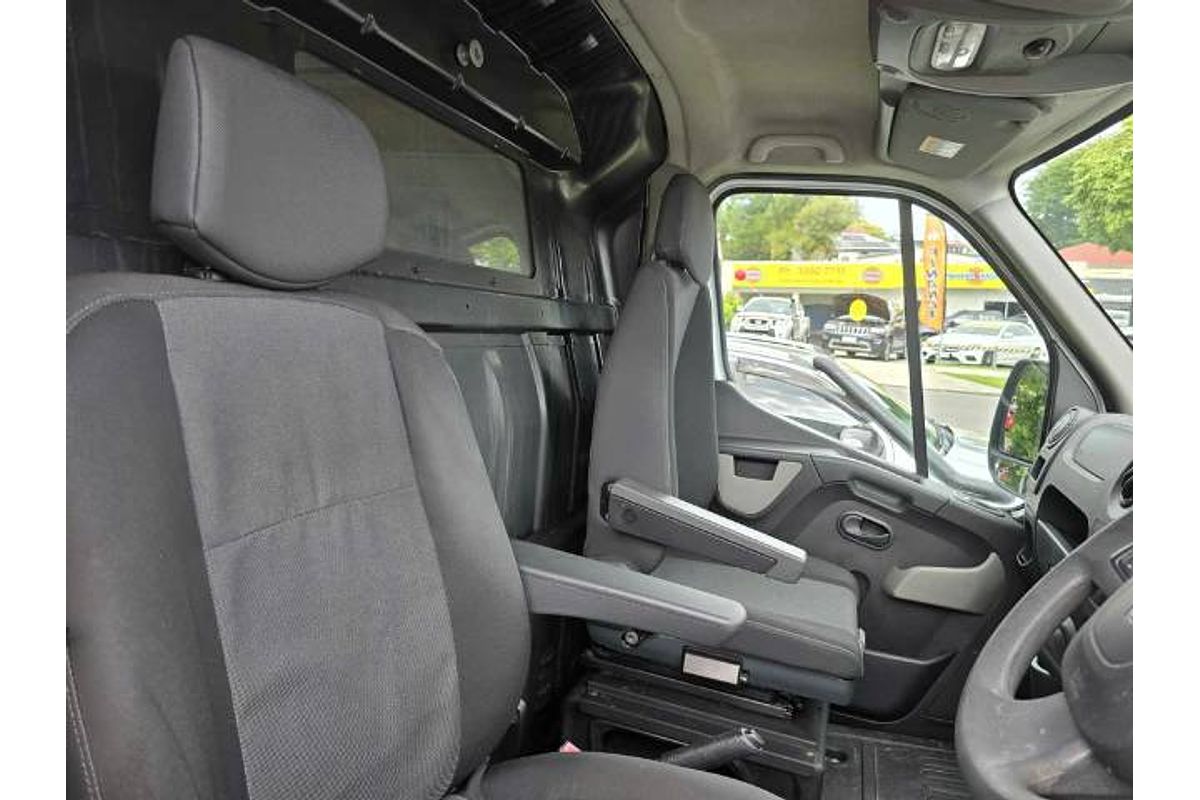 2018 Renault Master X62 LWB
