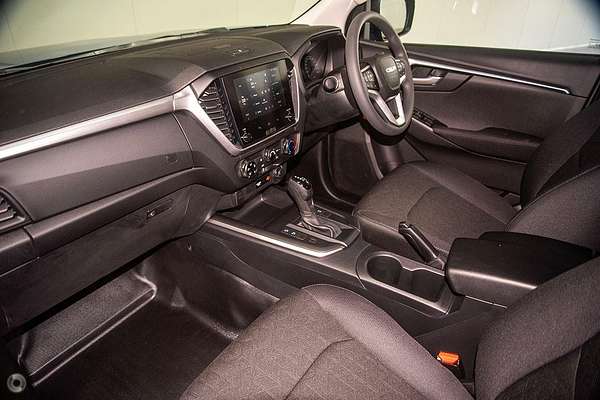 2024 Isuzu D-MAX LS-M 4X4
