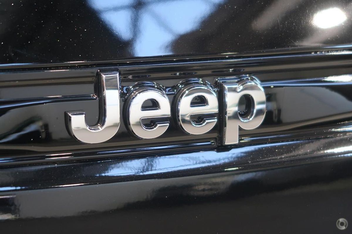 2023 Jeep Grand Cherokee Overland WL