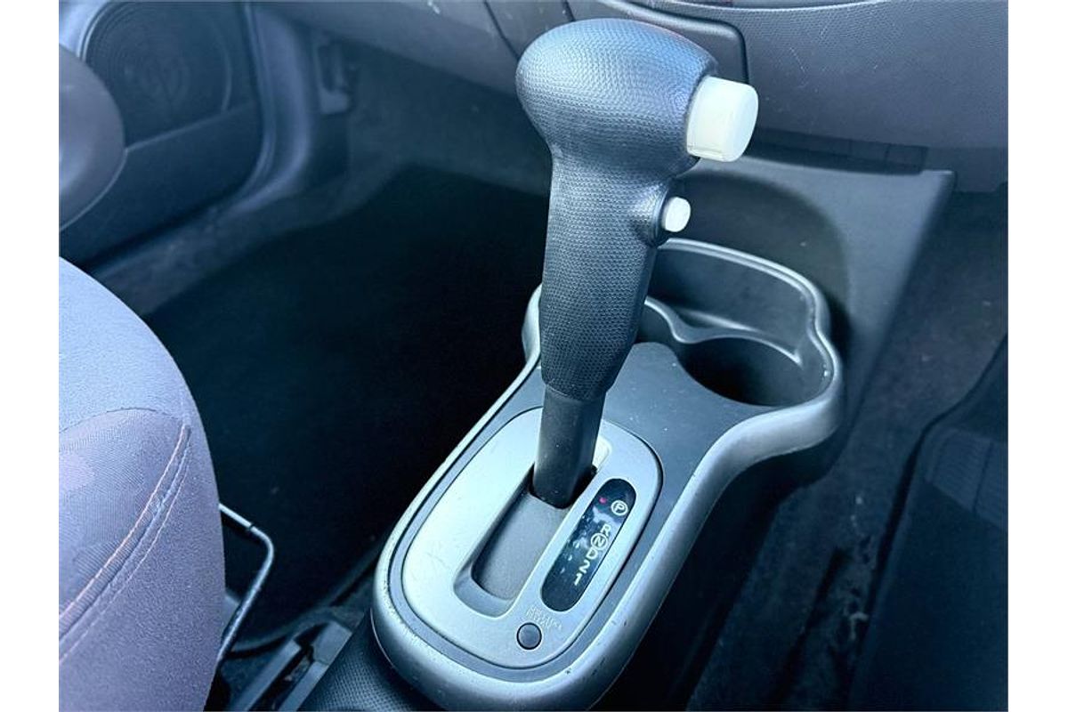 2010 Nissan MICRA K12
