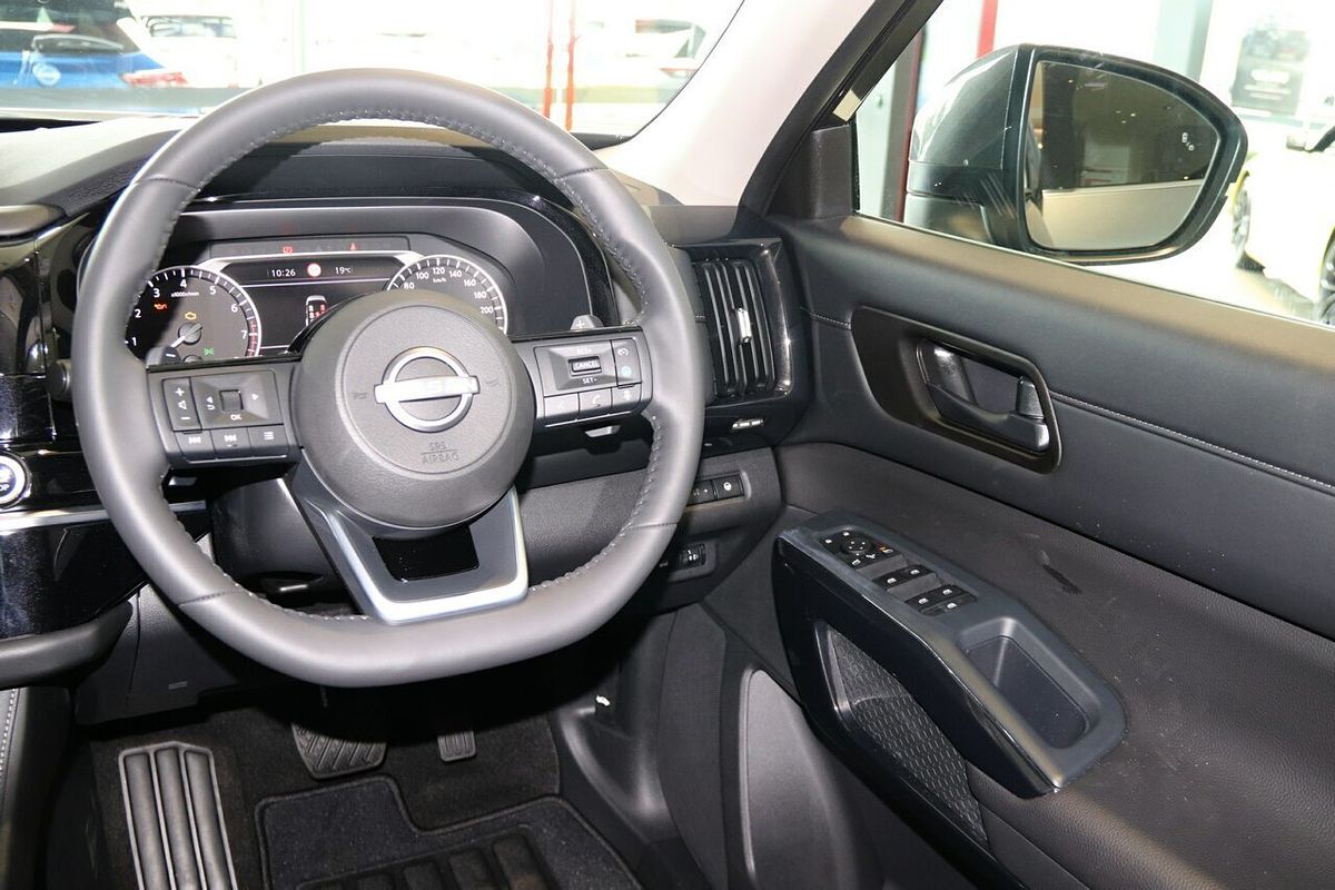 2024 Nissan Pathfinder ST-L R53