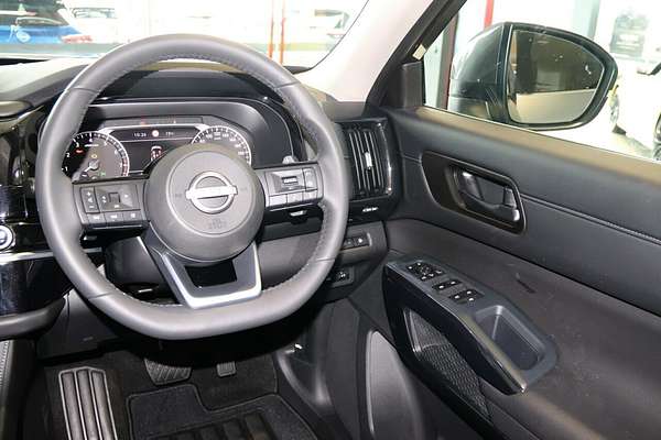 2024 Nissan Pathfinder ST-L R53