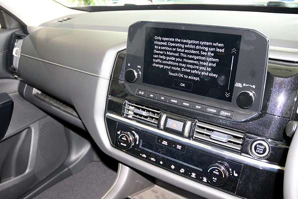 2024 Nissan Pathfinder ST-L R53