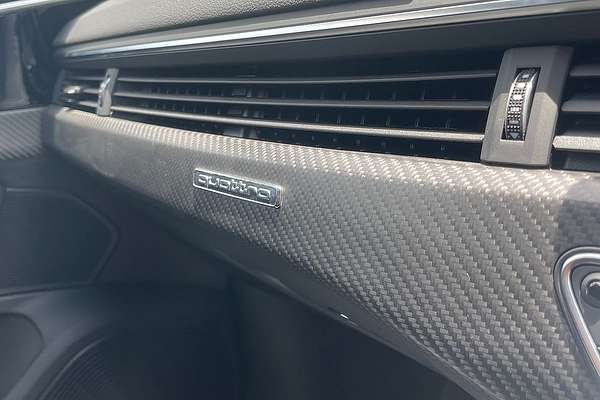 2024 Audi RS4 B9