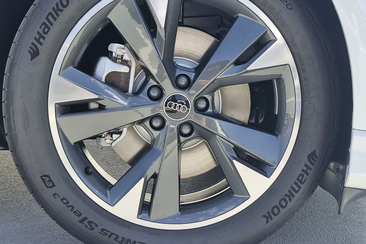 2024 Audi Q4 e-tron 45 F4