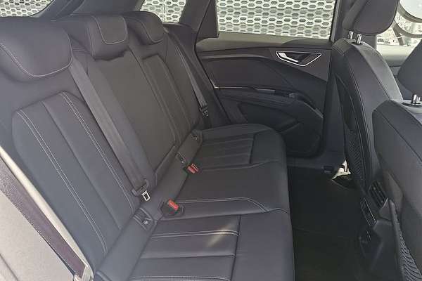 2024 Audi Q4 e-tron 45 F4