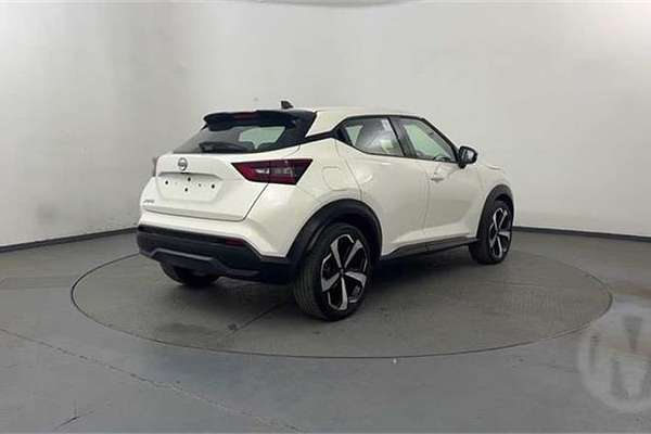 2023 Nissan JUKE ST-L F16