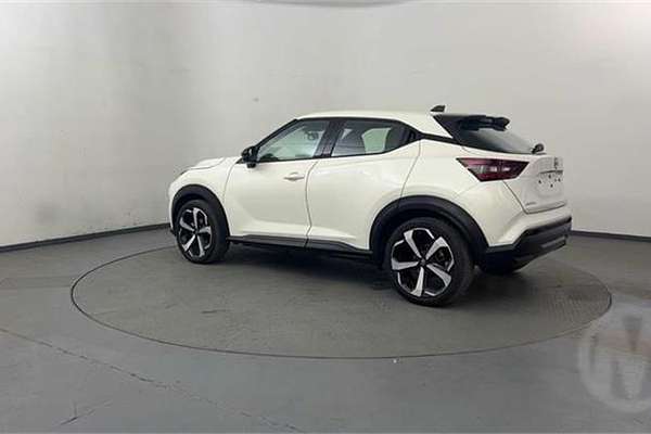 2023 Nissan JUKE ST-L F16