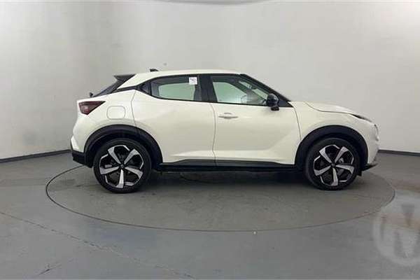 2023 Nissan JUKE ST-L F16