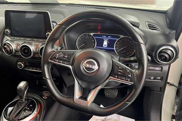 2023 Nissan JUKE ST-L F16